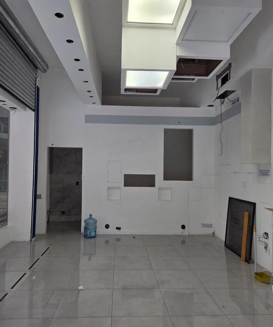 Local Comercial en Alquiler, en Microcentro 1