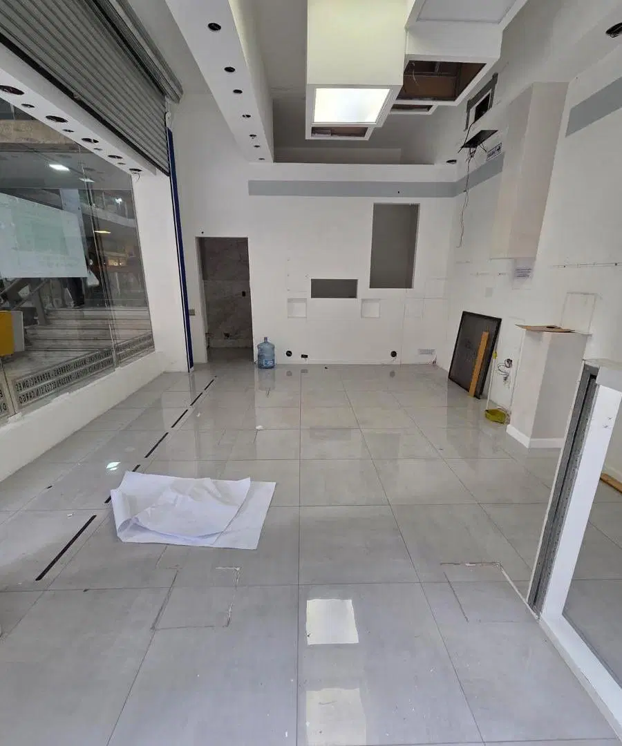 Local Comercial en Alquiler, en Microcentro 2