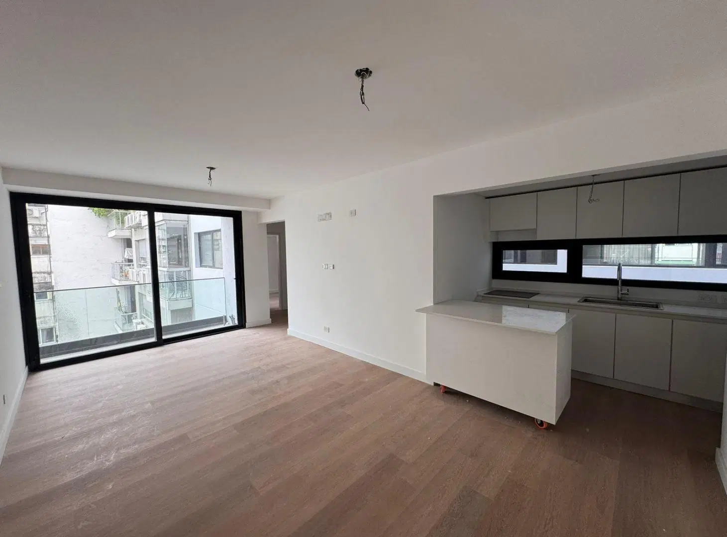 Excelente 3 Ambientes con Full Amenities en Esquina Belgrano 2