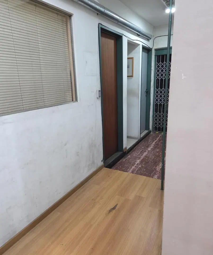 Local comercial en alquiler en pleno Once 2