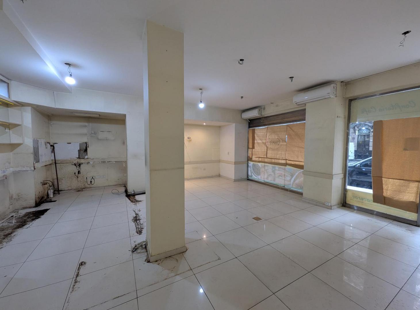 Foto de Excelente Local Apto todo rubro, a metros de Av. Córdoba, imagen 2