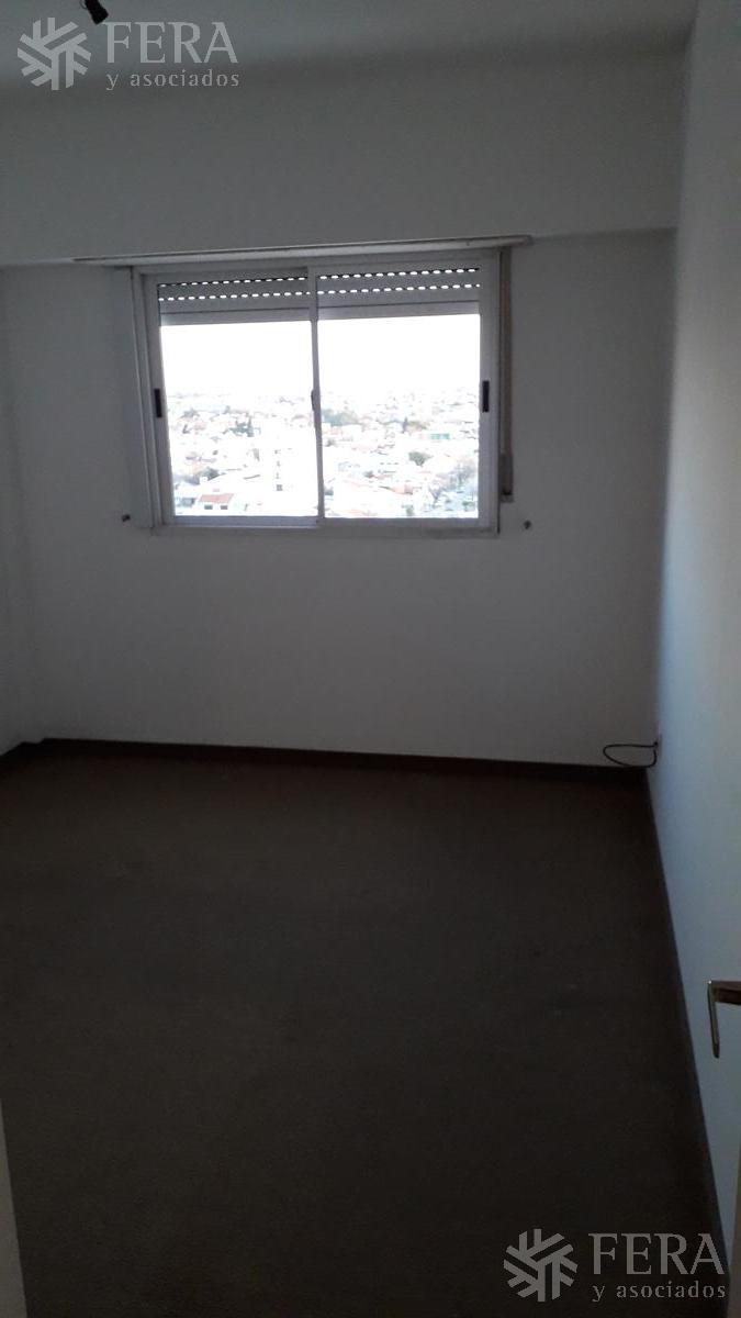 Venta de Departamento 2 Ambientes en Wilde 3