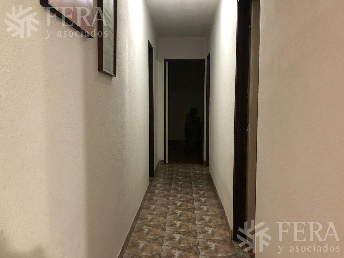 Foto de Venta departamento 4 ambientes en Wilde, imagen 2