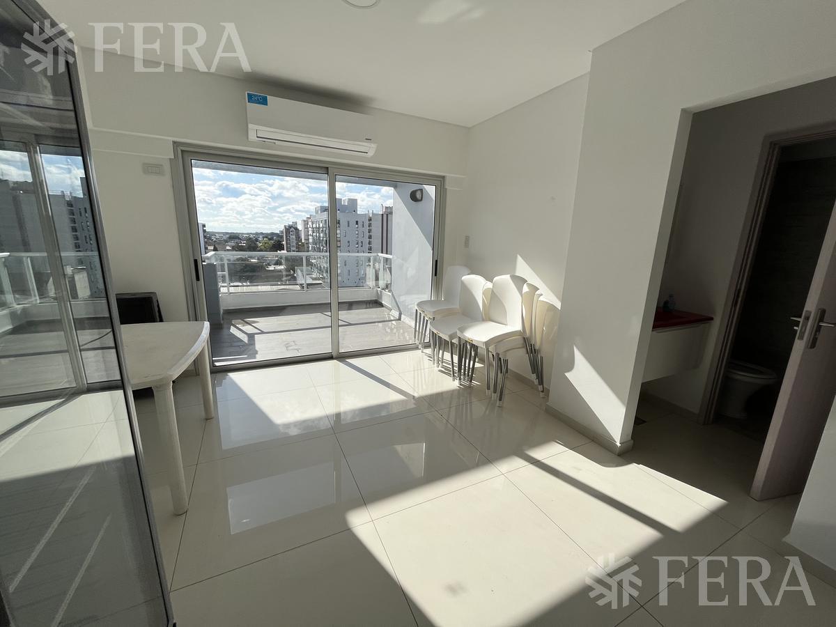 Foto de Venta de Departamento 1 ambiente divisible con terraza propia en Wilde, imagen 2
