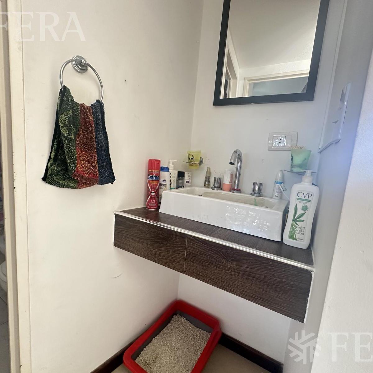 Foto de Venta departamento de 2 ambientes con balcón en Bernal, imagen 3