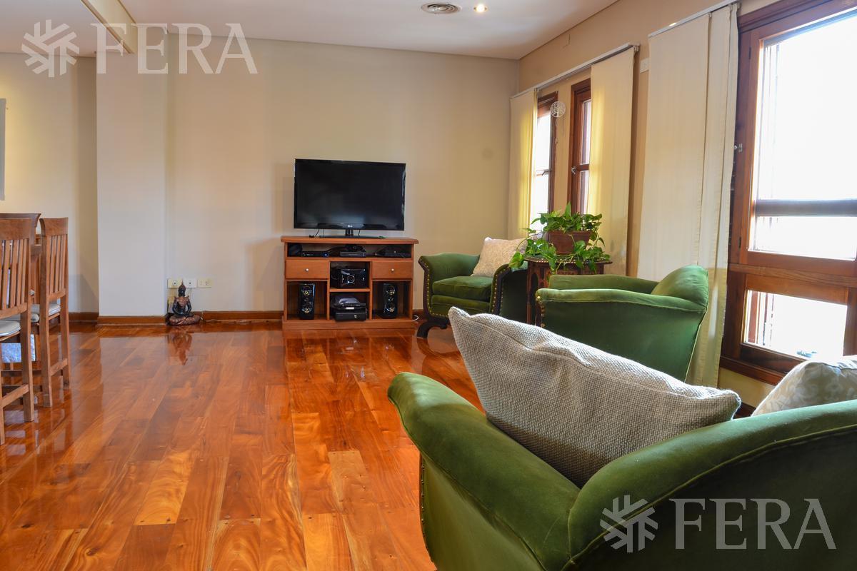 Venta Casa 5 Ambientes con Cochera y Piscina en Quilmes 5