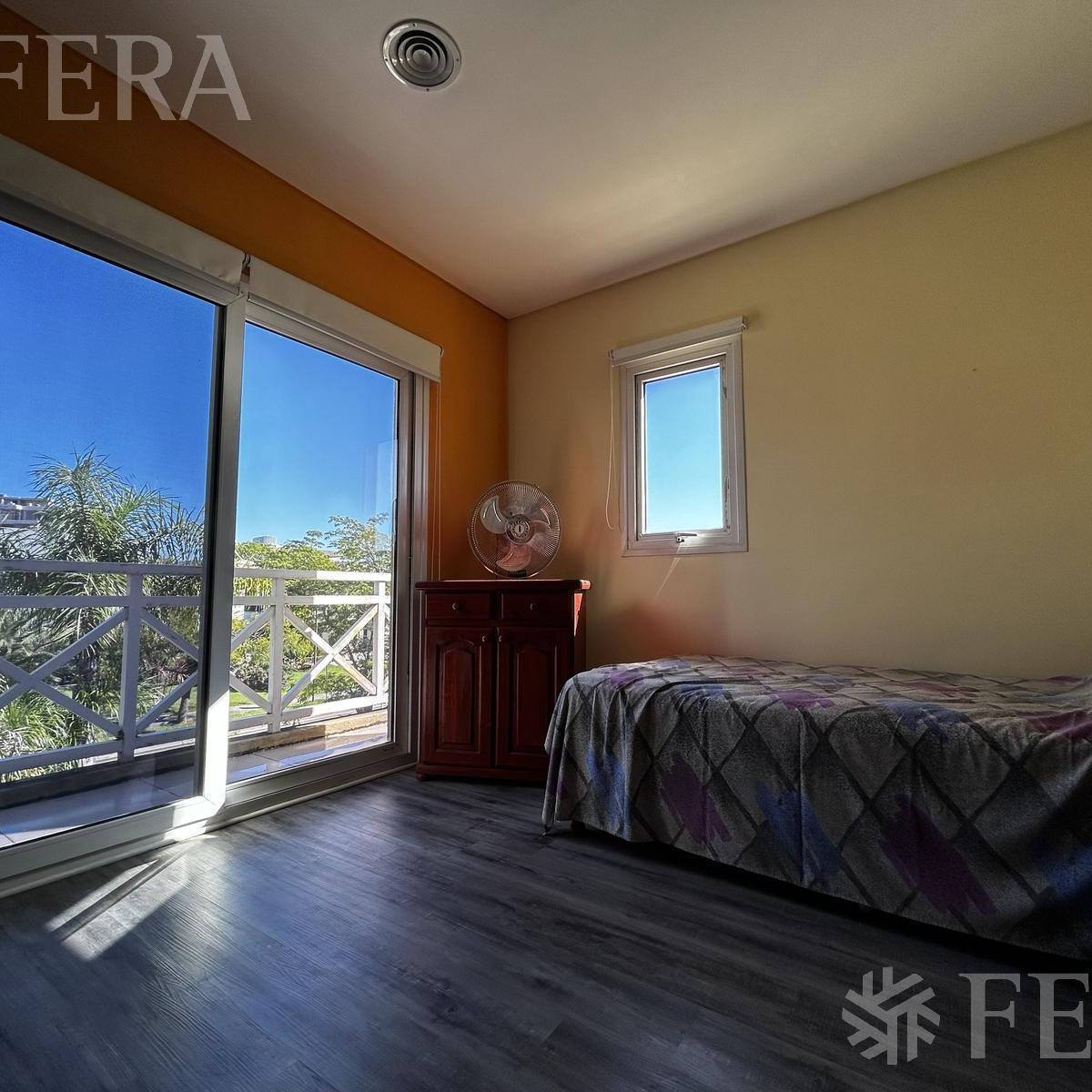 Foto de Venta de casa de 4 ambientes con piscina en Nuevo Quilmes- Quilmes, imagen 4