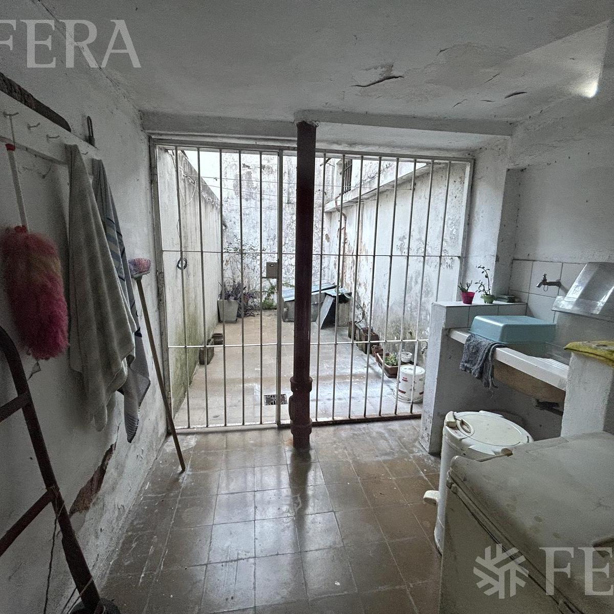 Venta de PH de 2 Ambientes con Cochera en Quilmes 5