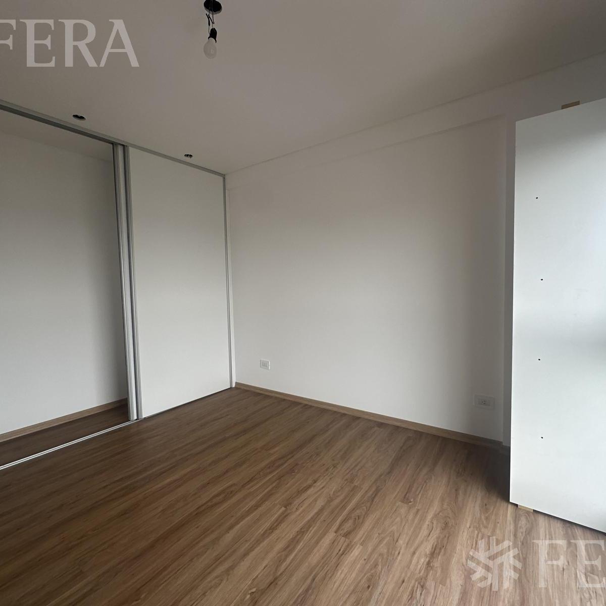 Venta Departamento 2 Ambientes a Estrenar con Balcón en Berazategui 2