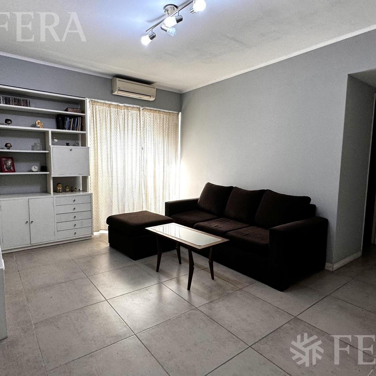 Foto de Venta de departamento de 2 ambientes en Monserrat, imagen 2