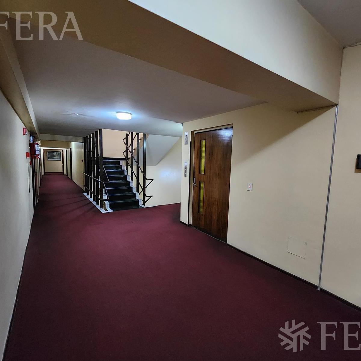 Venta de Oficina en Recoleta 5