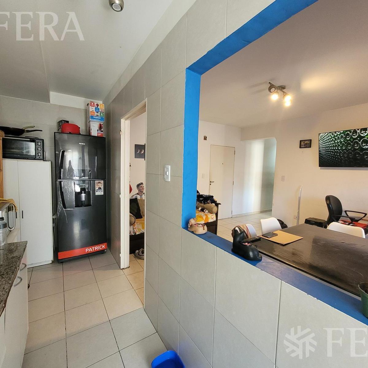 Venta Departamento de 3 Ambientes con Balcón en Villa Lugano 5