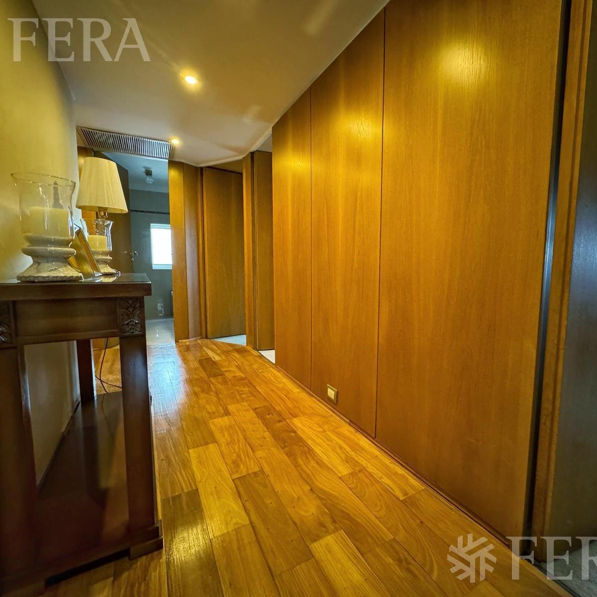 Venta Departamento de 5 Ambientes con Cochera y Balcón en Avellaneda Centro 5