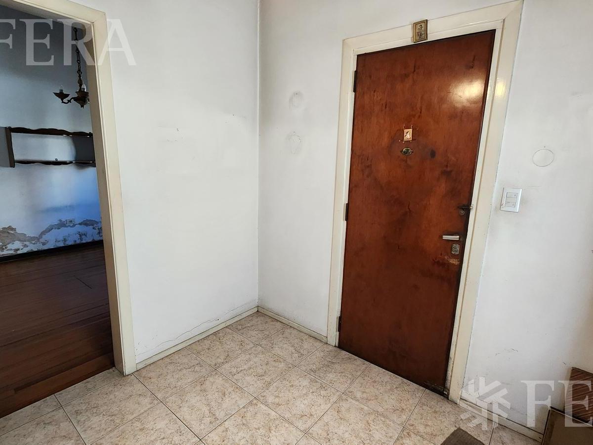 Venta de Casa 3 Ambientes con Jardin y Cochera en Quilmes 1