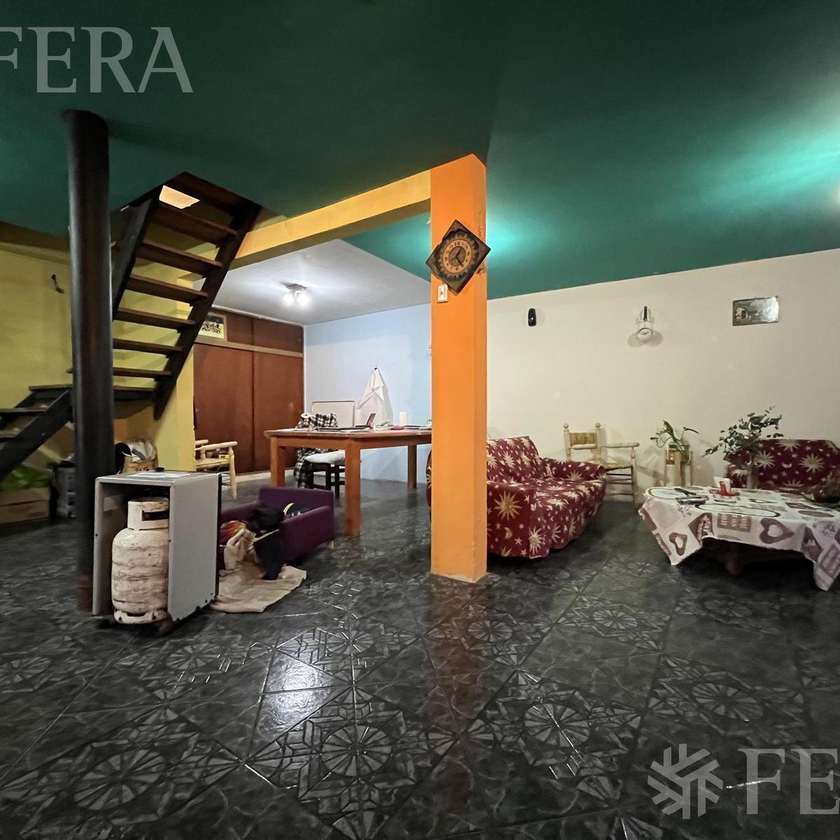 Foto de Venta de casa de 7 ambientes con cochera en Ingeniero Maschwitz, imagen 4