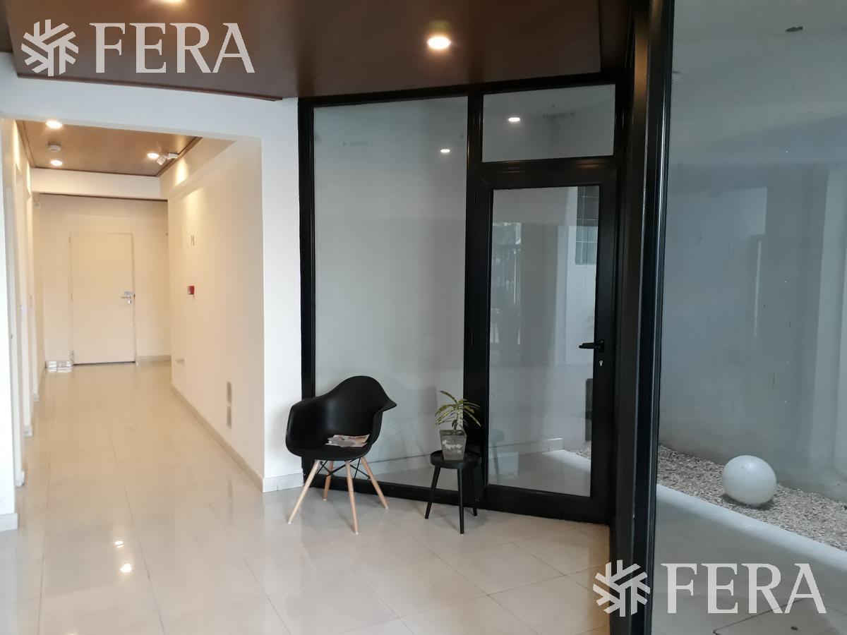 Foto de Venta Local de 32 m2 en Wilde, imagen 2
