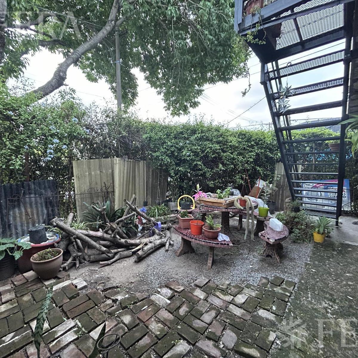Venta de Casa 4 Ambientes con Cochera en Berazategui 4