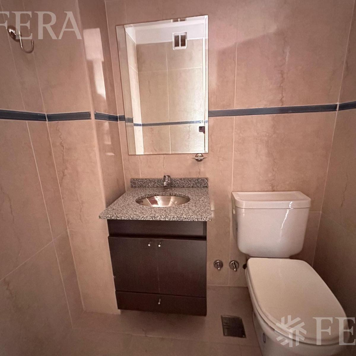 Venta de Departamento 2 Ambientes con Balcón en Barracas 4