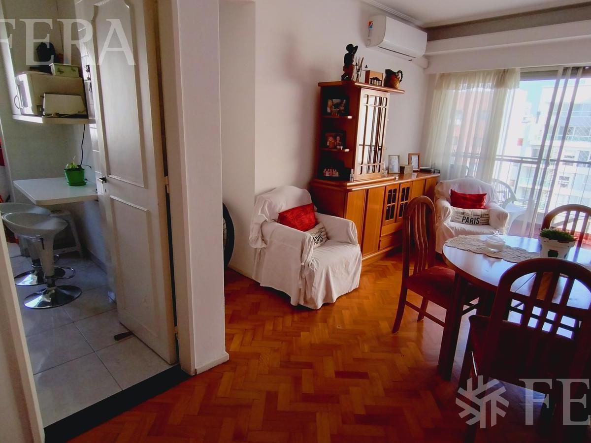 Venta Departamento 3 Ambientes con Balcón en Avellaneda 3