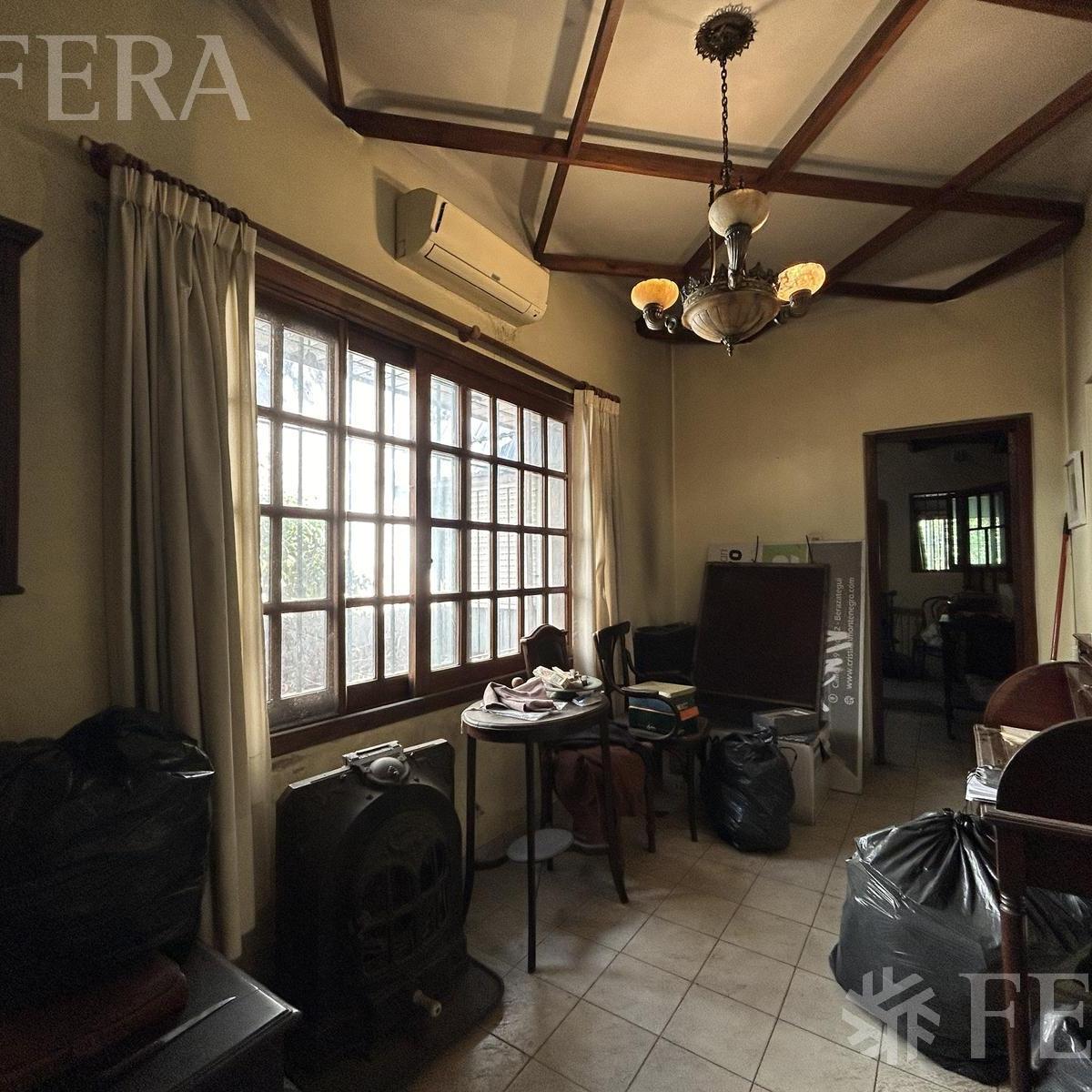 Venta de Casa en Berazategui a Reciclar 2
