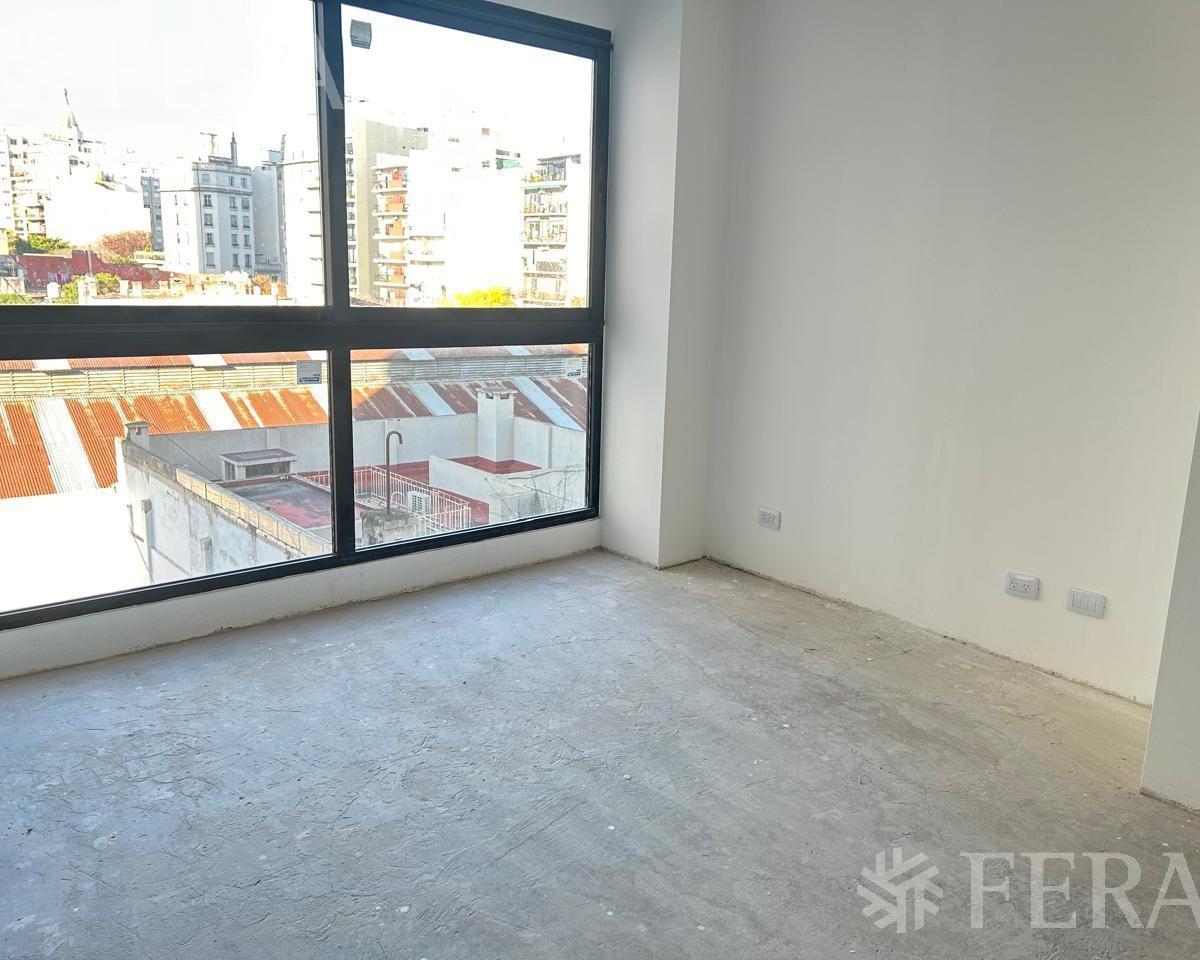 Venta de Departamento de 2 Ambientes con Balcon en San Telmo 3