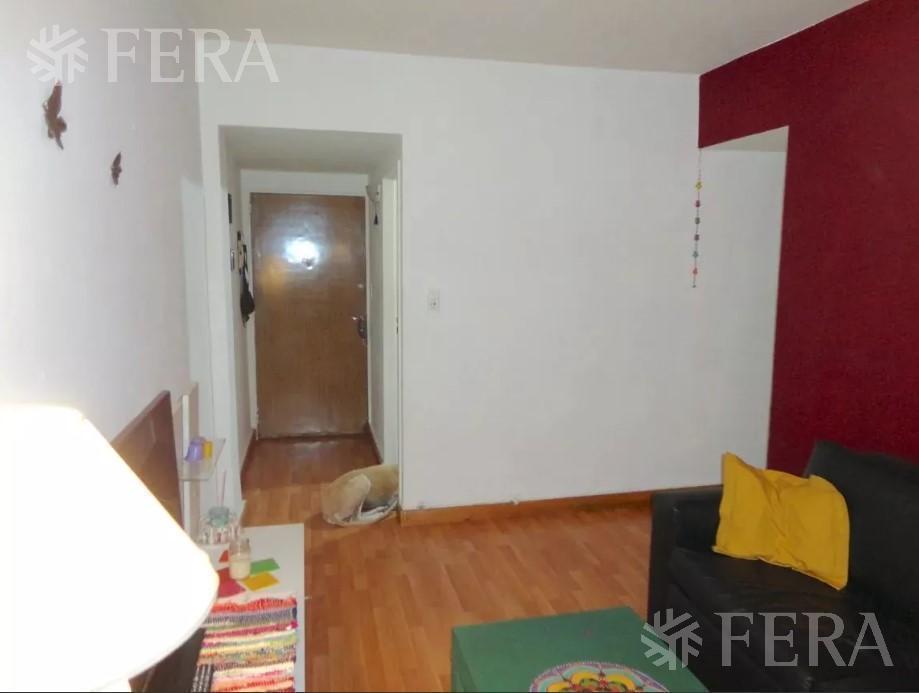 Venta Departamento 4 Ambientes con Baulera en Nueva Pompeya 5