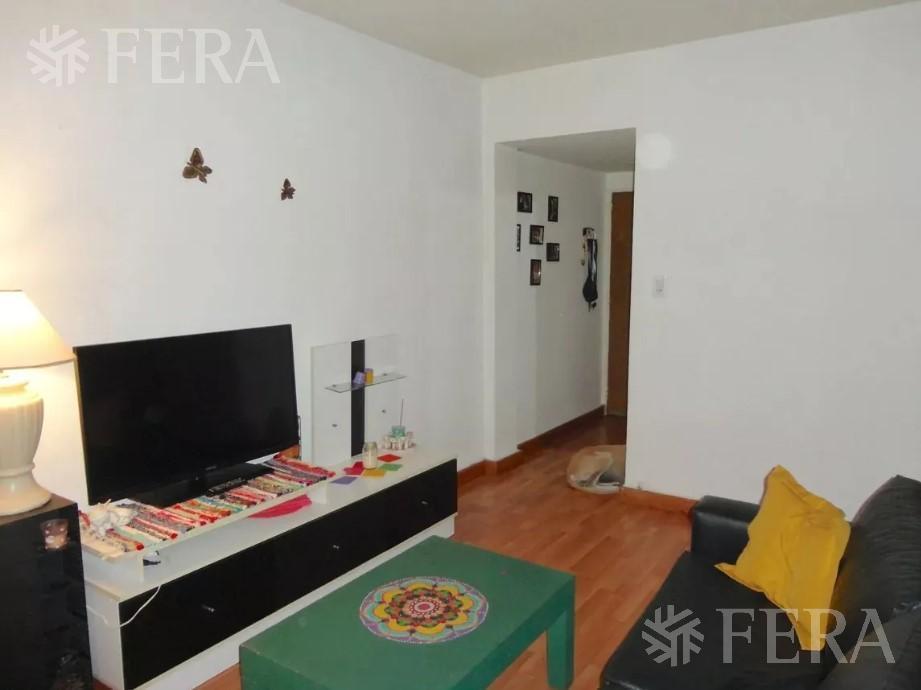 Venta Departamento 4 Ambientes con Baulera en Nueva Pompeya 2