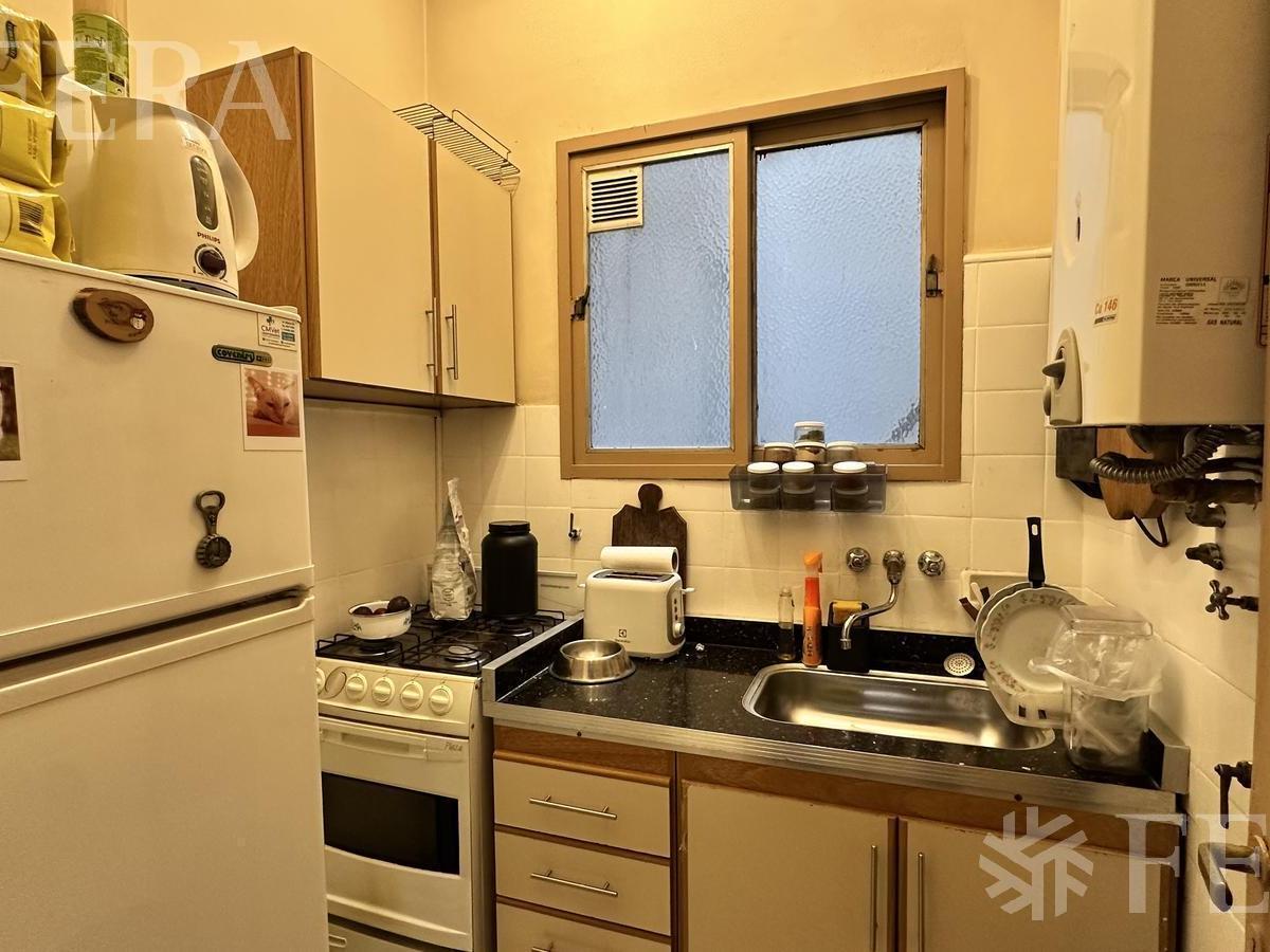 Foto de Venta de departamento de 2 ambientes con balcón en Balvanera, imagen 3