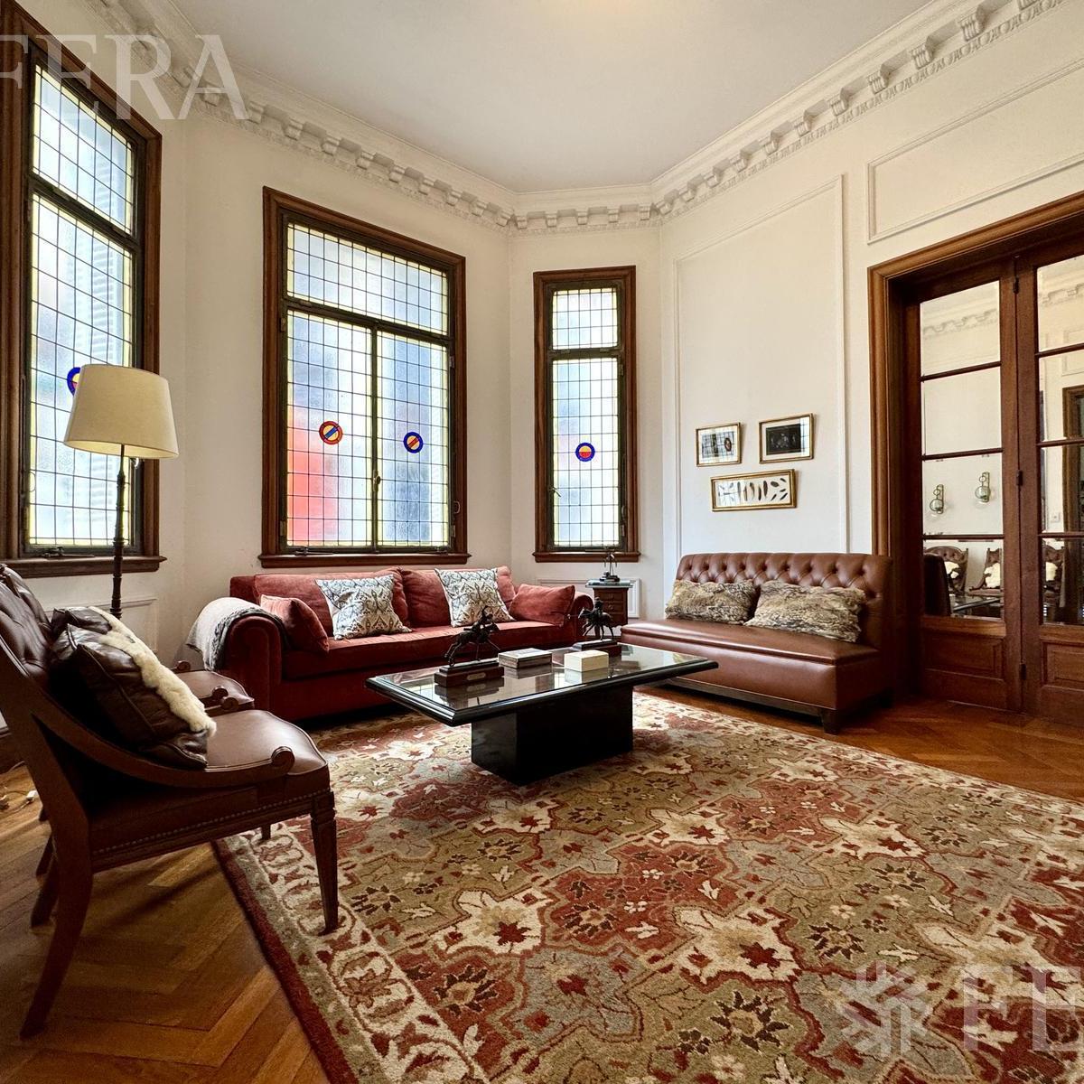 Venta Semipiso de 6 Ambientes con Cochera en Recoleta 3