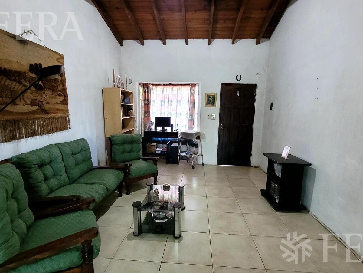 Venta de Casa 4 Ambientes en Mar del Tuyu 2