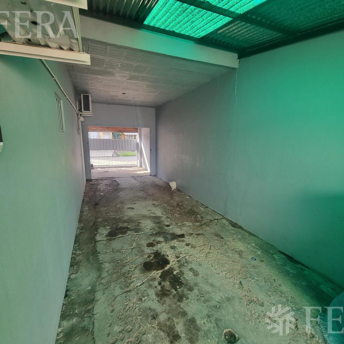 Venta de Casa 3 Ambientes con Cochera y Patio en Florencio Varela 5