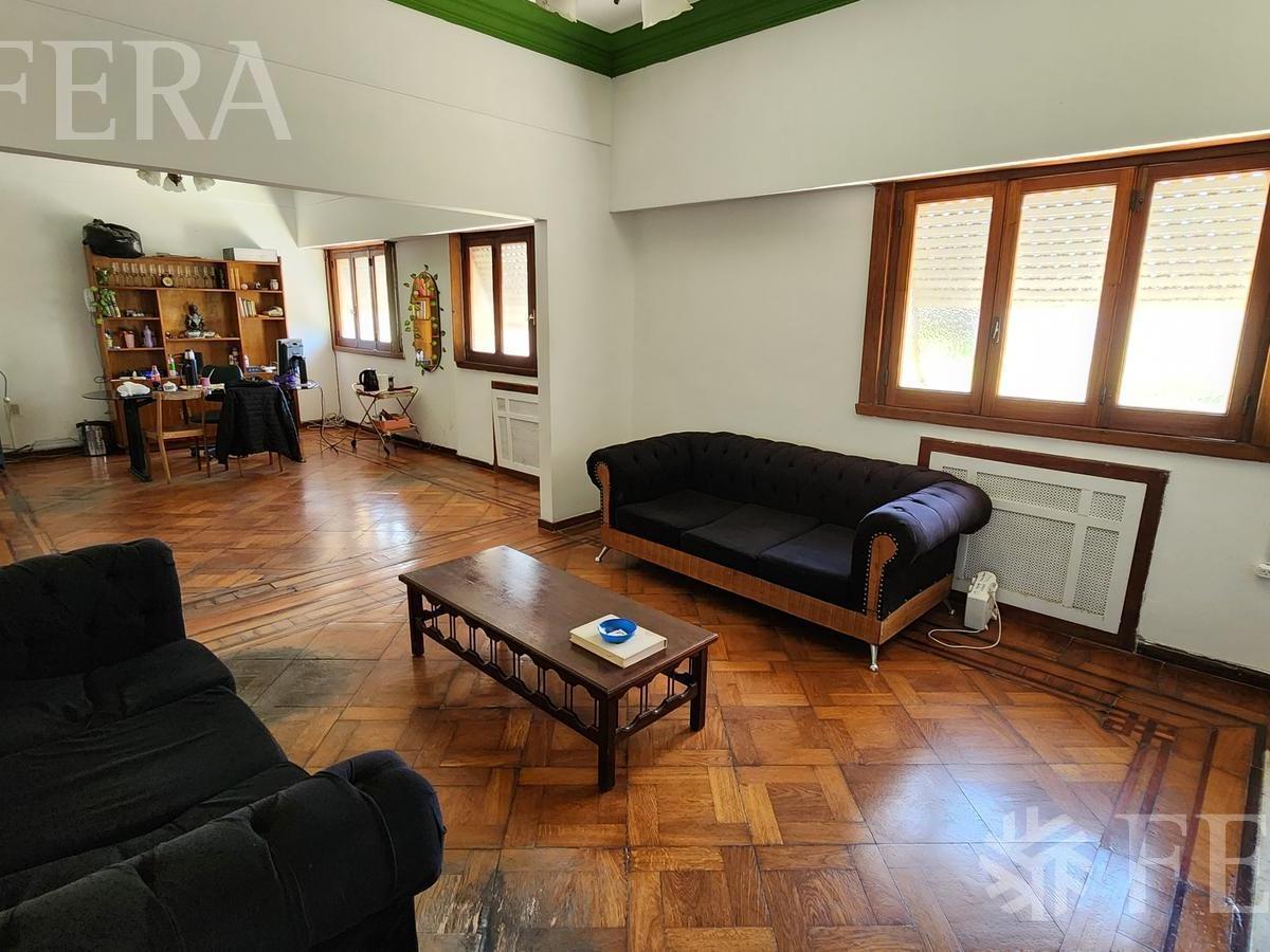 Venta PH 5 Ambientes con Terraza en Lanús 5