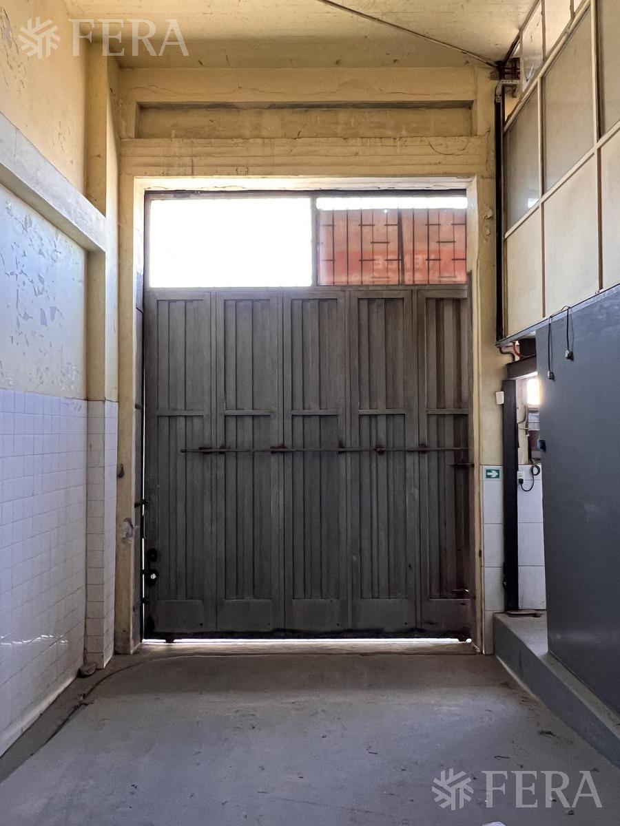 Venta Galpón en Crucesita 2