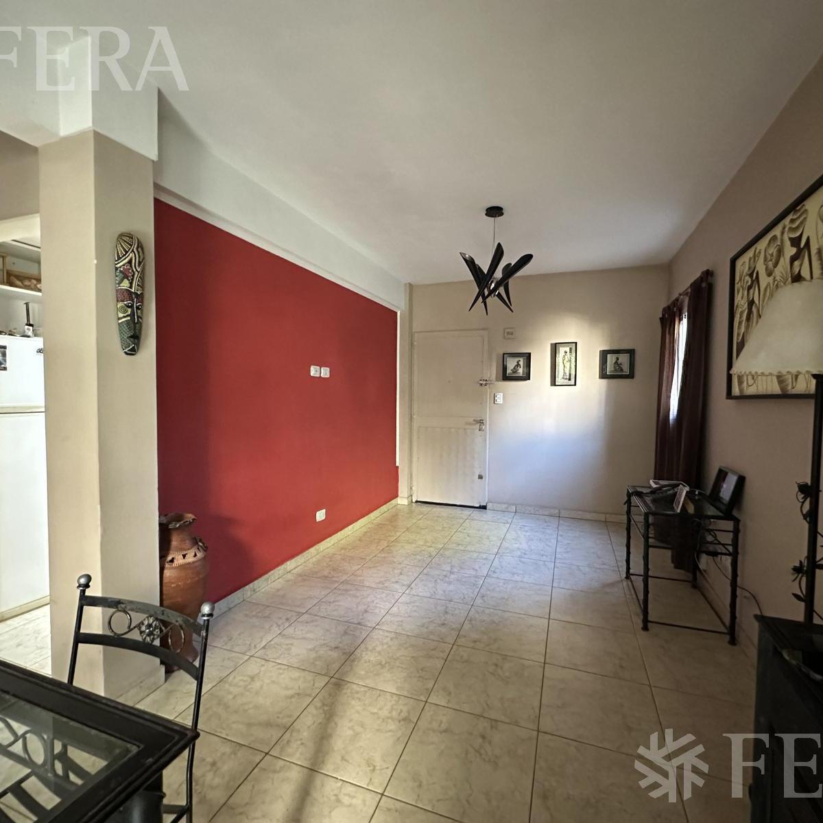 Venta de Departamento de 4 Ambientes en Quilmes 5