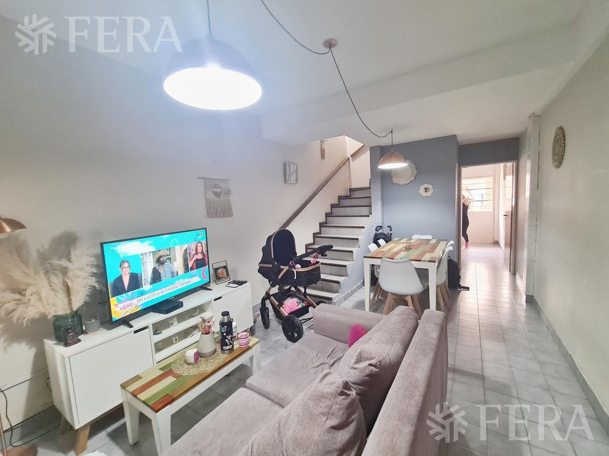 Venta departamento tipo duplex de 3 ambientes en Ramos Mejia