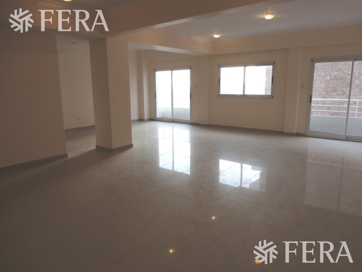 Venta Departamento 3 ambientes con patio en Wilde (16725)