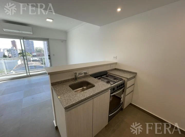 Venta Departamento Monoambiente con balcón en Wilde