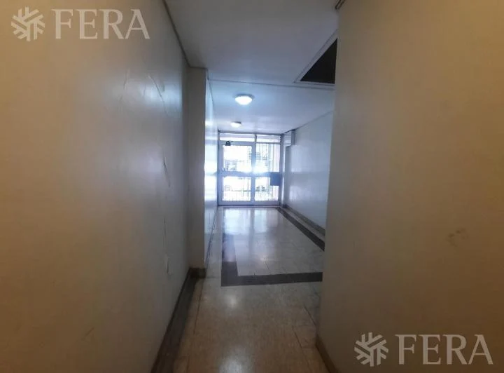 Venta departamento 4 ambientes con balcón y baulera en Chacarita 4