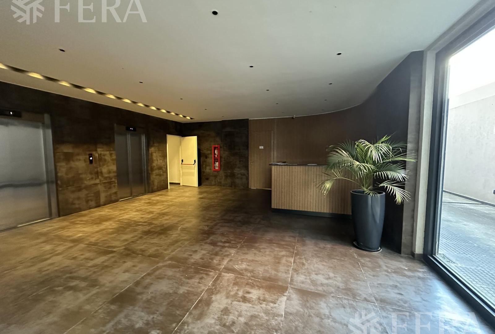 Venta departamento 3 ambientes con cochera en Wilde
