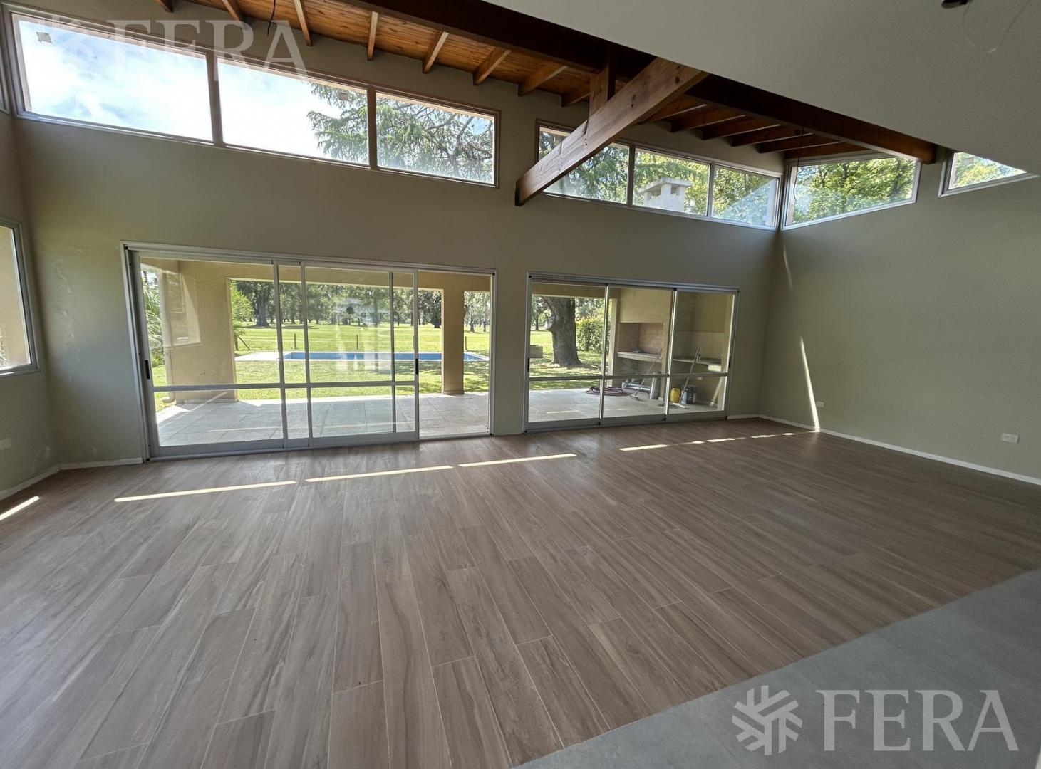 Venta casa 4 ambientes con piscina en Barrio Club Atletico Lomas - Ezeiza