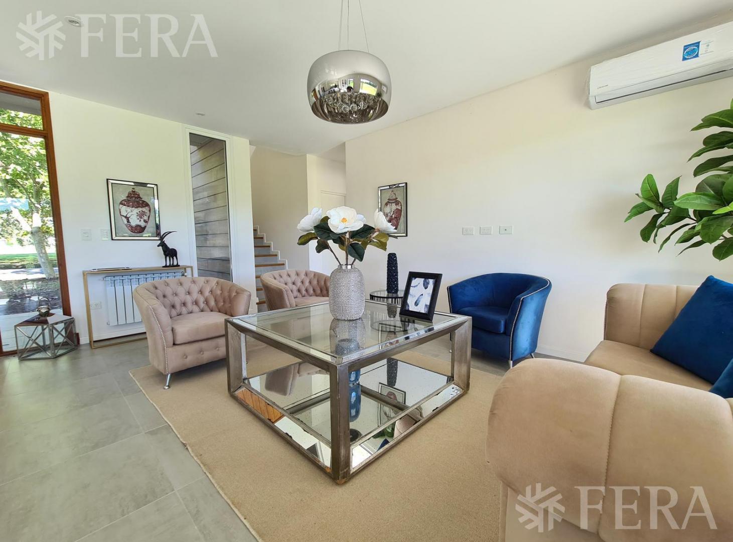 Foto de Venta de casa de 5 ambientes con fondo a golf en Haras del Sur II - La, imagen 5