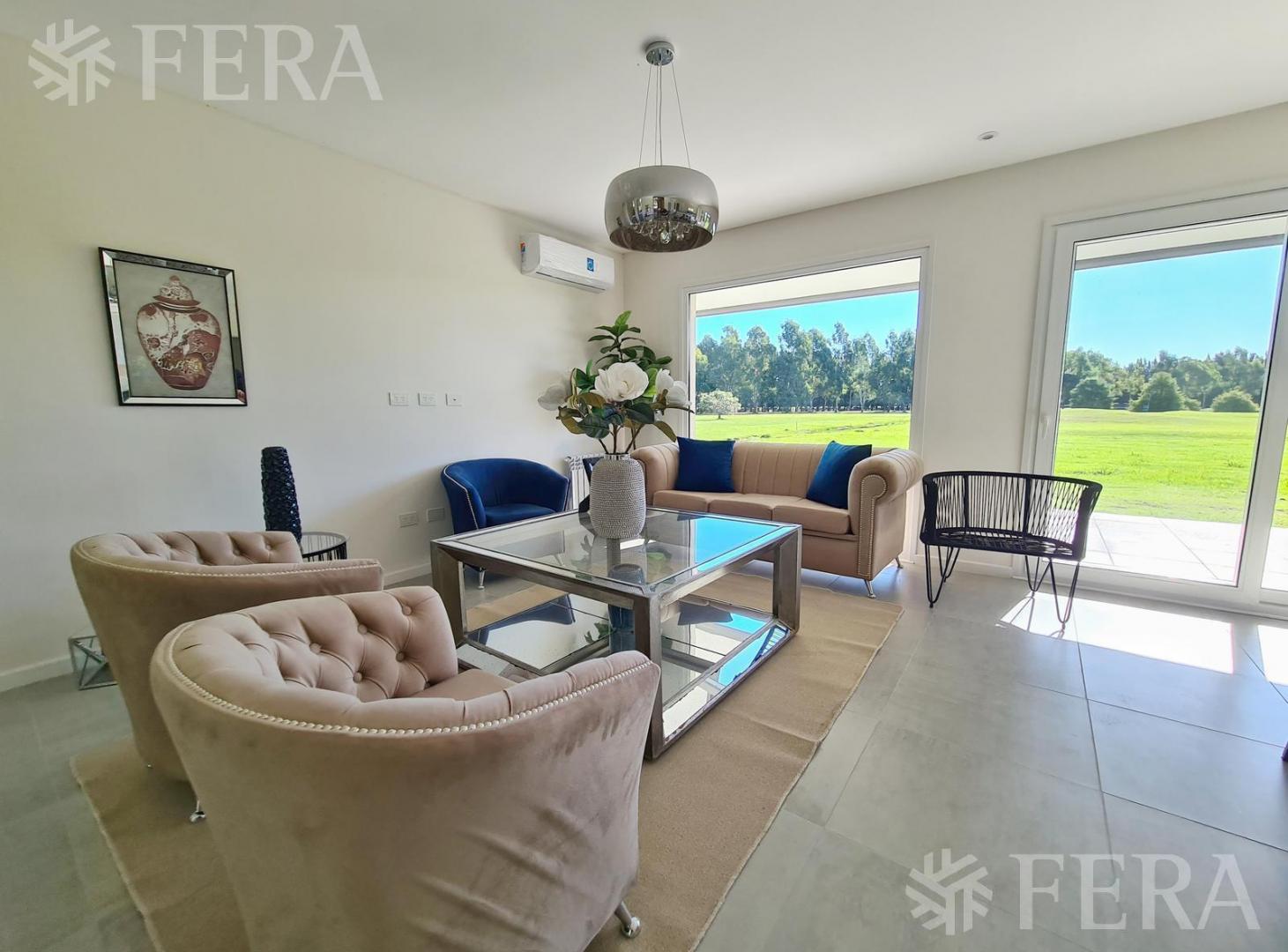 Foto de Venta de casa de 5 ambientes con fondo a golf en Haras del Sur II - La, imagen 3