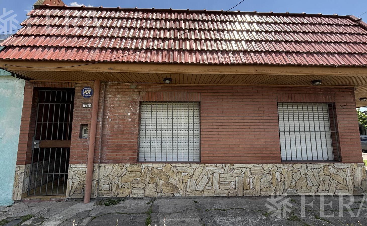 Alquiler de PH 2 ambientes con patio en Wilde