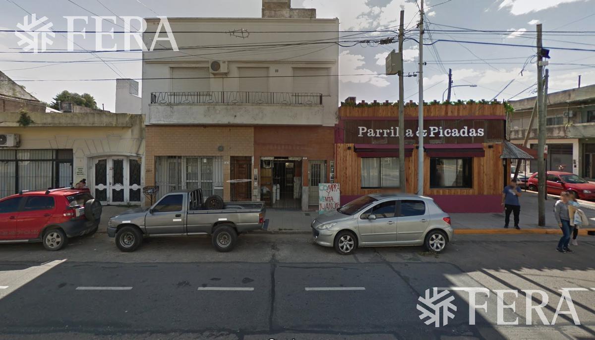 Venta de ph de 4 ambientes con patio, terraza y quincho con parrilla