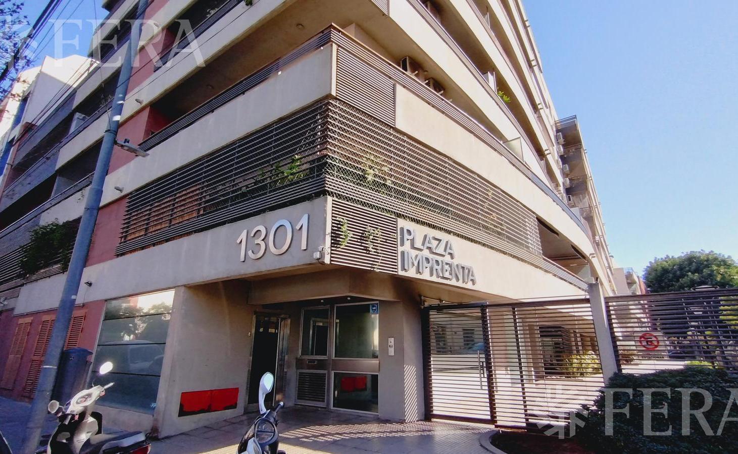 Venta departamento 2 ambientes con balcón en Barracas