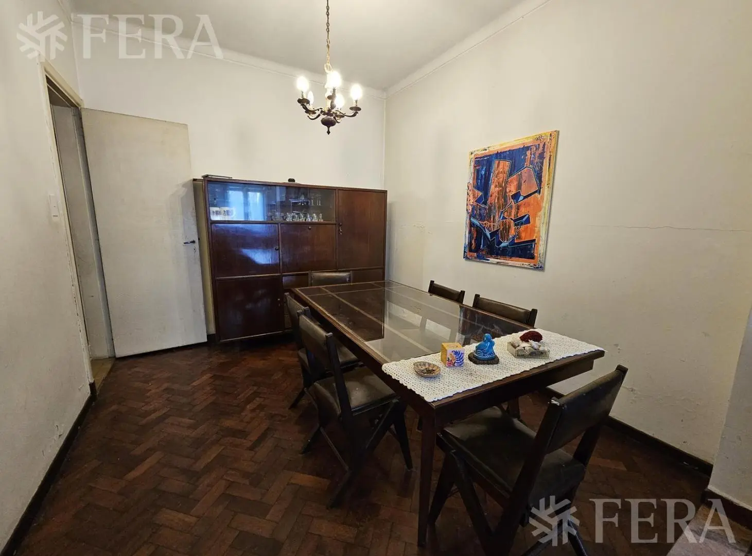 Venta de Casa 5 ambientes con fondo libre en Adrogue 3