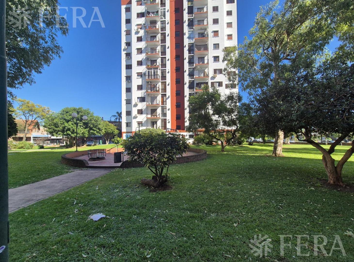 Venta departamento 3 ambientes con balcón en Wilde