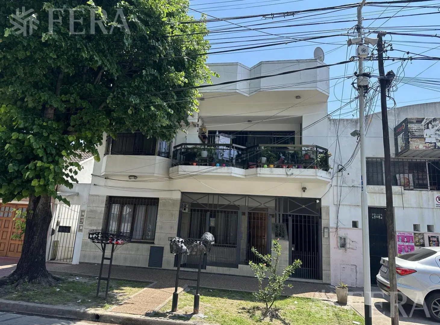 Venta PH 3 ambientes con terraza en Wilde 4
