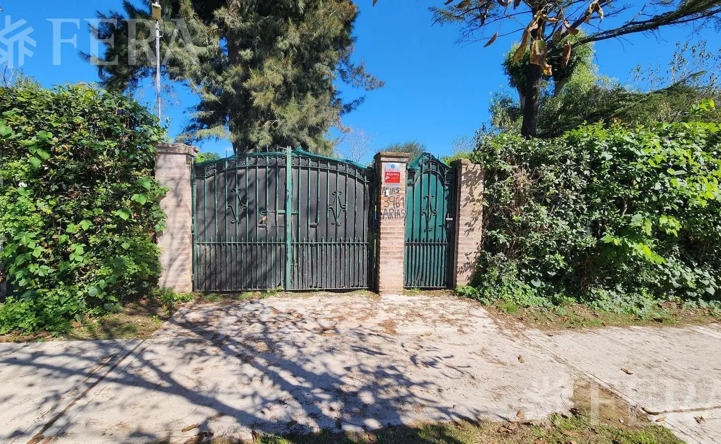 Venta casa 4 ambientes con piscina en Glew 3