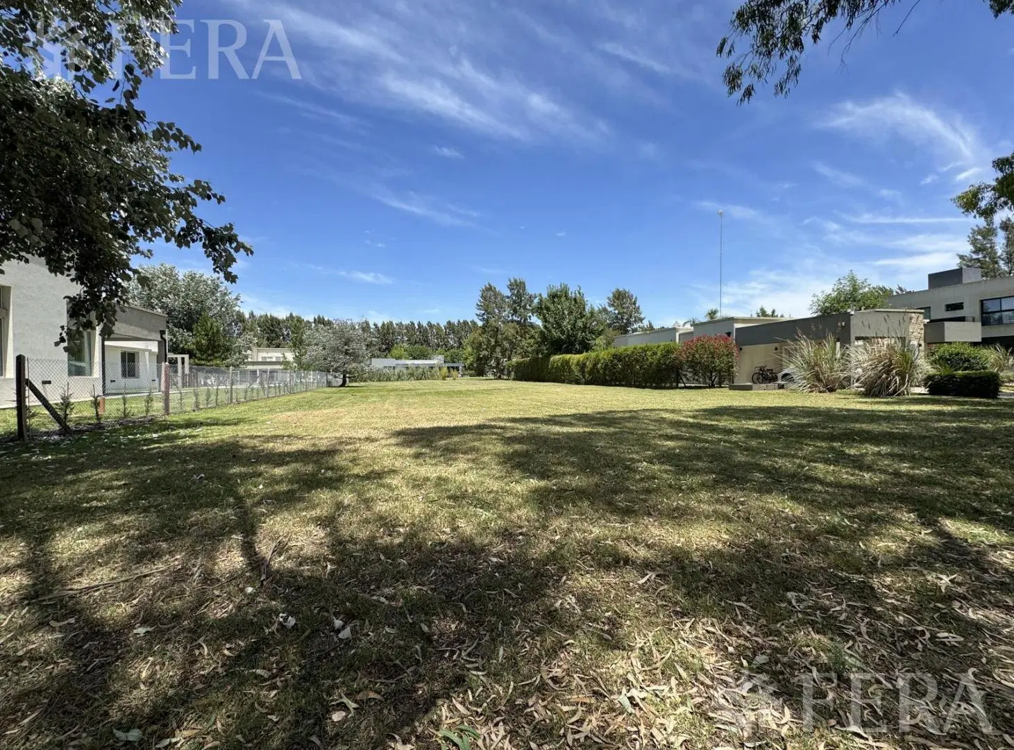 Venta terreno de 1263,83mts en Club Miralagos II - La Plata 2